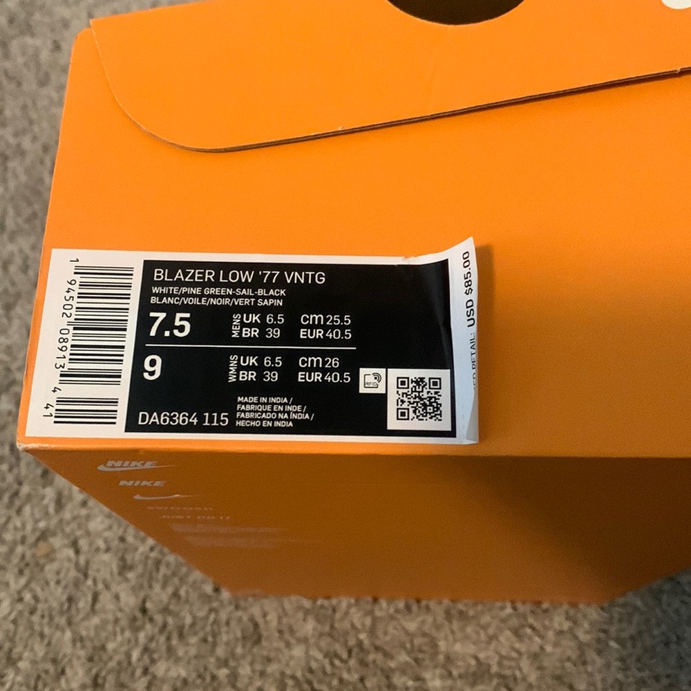 Nike blazer low ‘77 vintage 7.5 Mens